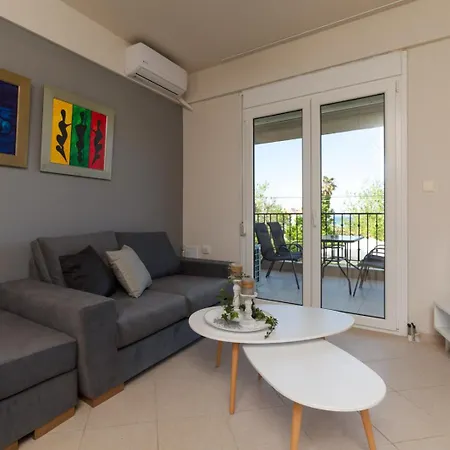 Holiday home Pigadaki Polychrono