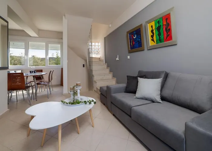 Pigadaki Tatil Evi *